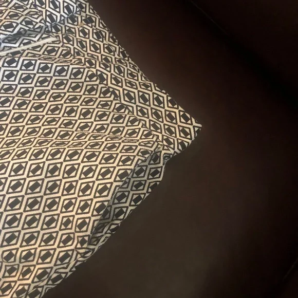 Joe Fresh black and white shorts Sz 10 - Picture 7 of 8